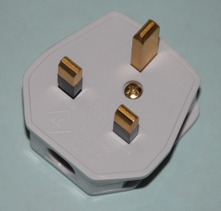 (image for) UK Mains Plug- 3amp fused